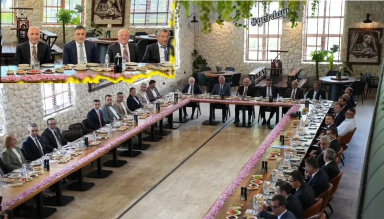 VakıfBank üst yönetimi Isparta’da toplandı: Tarihi Gar 1936’ya tam not