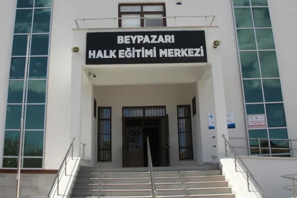 Beypazarı Halk Eğitim Merkezi, okul taşıtları personel eğitimi kursunun başlatılacağını duyurdu