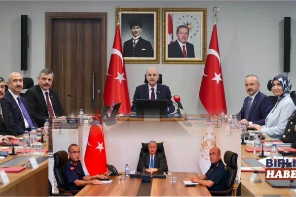 Vali Duru’dan “Terörsüz Türkiye” Toplantısına Katılım