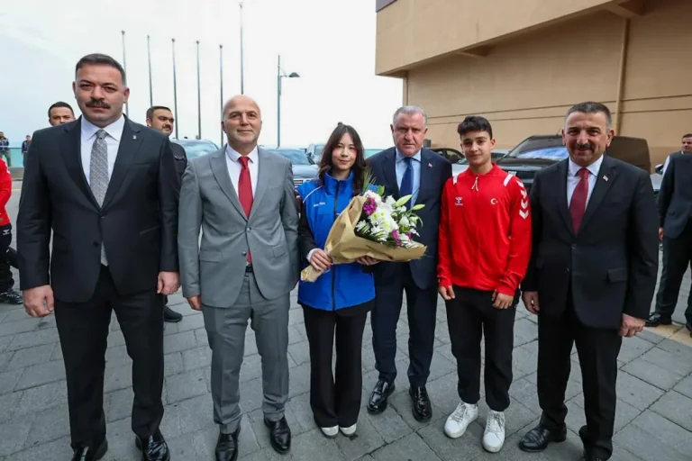 Gençlik ve Spor Bakanı Osman Aşkın Bak Zonguldak’ta