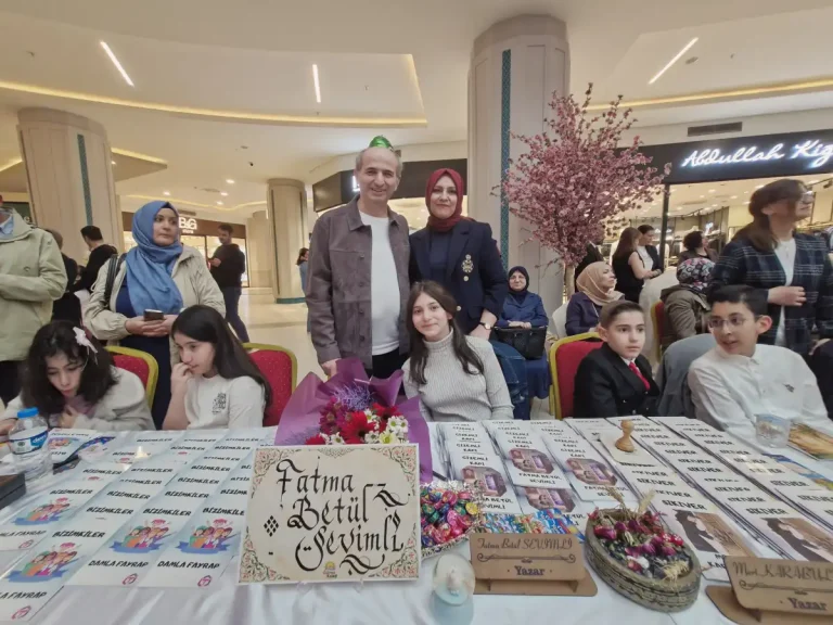 Erzurum’da geleceğin yazarları sahneye çıktı