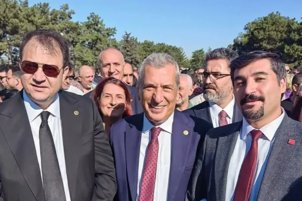 CHP’nin 103. kuruluş yıl dönümünde Kars’tan Anıtkabir’e katılım