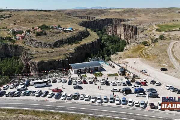 Aksaray’ın Turizm Gözdesi Ihlara Cam Teras’ta Yoğunluk