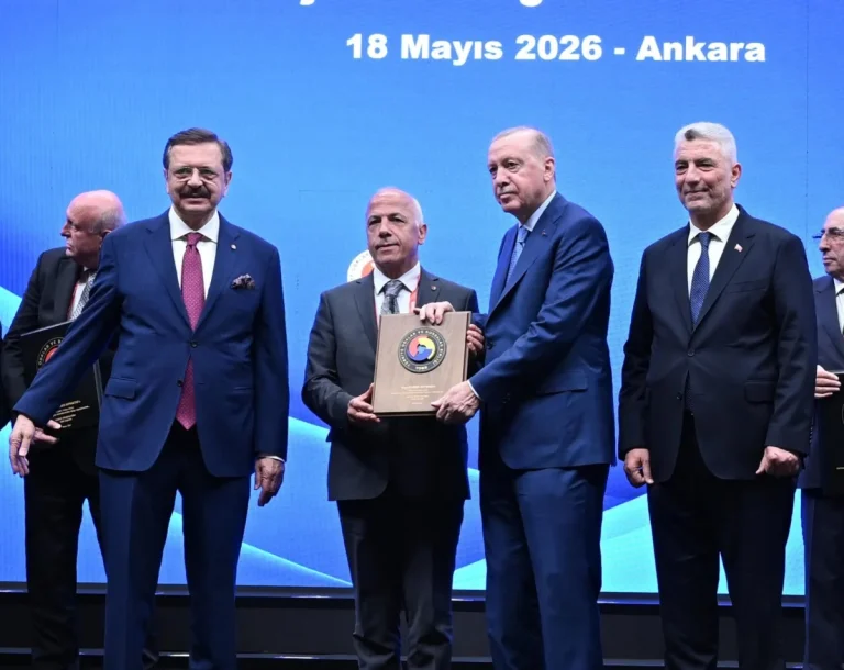 Türkiye Odalar ve Borsalar Birliğinden Akyürek’e Hizmet Şeref Plaketi