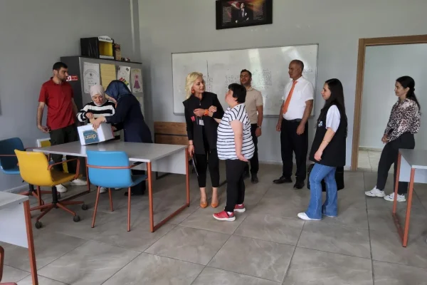 Açık Kapı Şube Müdürlüğünden Gündüz Engelli akım merkezine anlamlı ziyaret