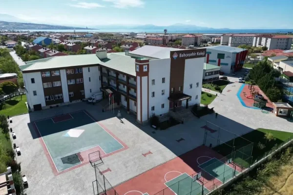 Eğitimde dünya standartları Van’da yükseliyor