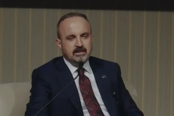 İçişleri Bakan Yardımcısı Turan: 86 milyonun hepsi tankların önünde duracak imana sahip