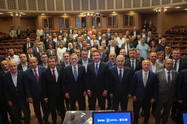 Enerji ve Tabii Kaynaklar Bakanı Alparslan Bayraktar Bursa’da