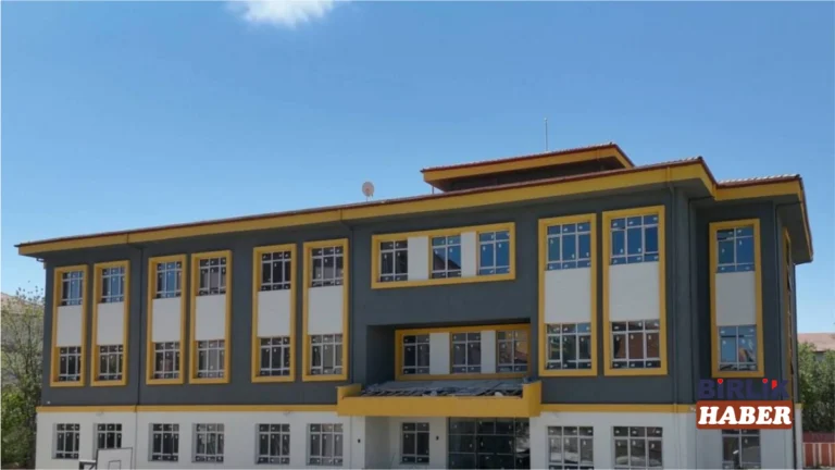 Aksaray’ın YKS Başarısına Recep Tayyip Erdoğan Anadolu İmam Hatip Lisesi Damga Vurdu