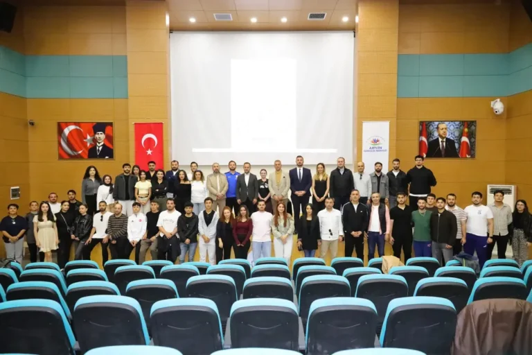 Artvin’de “Sporda Etik Yaklaşım ve Çocuğun Korunması” temalı eğitim programı