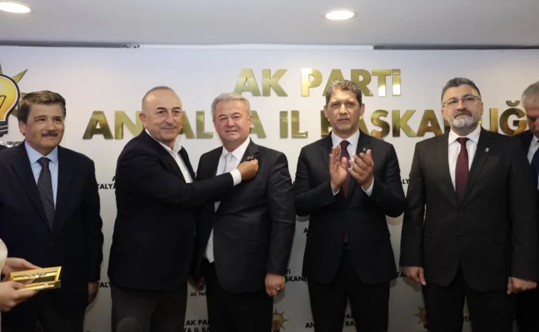 Çetin: “Kapımız tüm belediye başkanlarına açık”