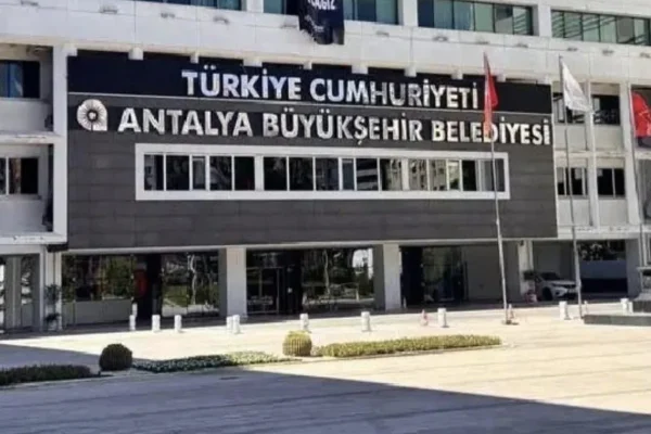 Antalya’da operasyon: 25 kişi gözaltında
