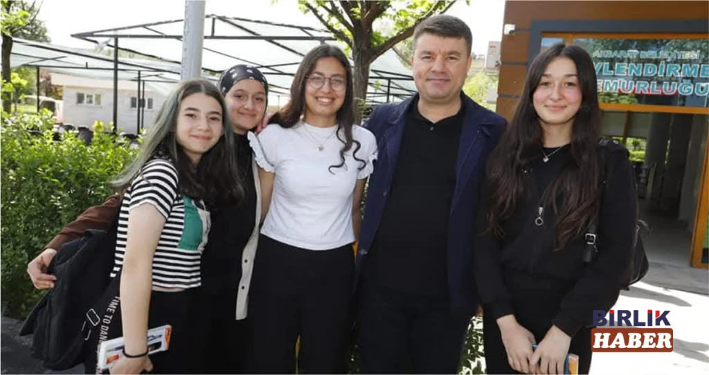 Evren Dinçer, YKS ve AYT’ye Girecek Öğrencilere Başarı Diledi