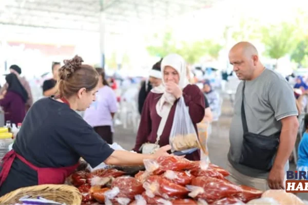 Aksaray Hanımeli Pazarı’nda kış hazırlığı başladı