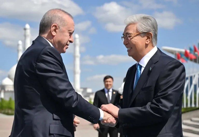 Eğitimci – Yazar Murat Anar: ”Kazakistan: Türk’ün Stratejik Aklı”
