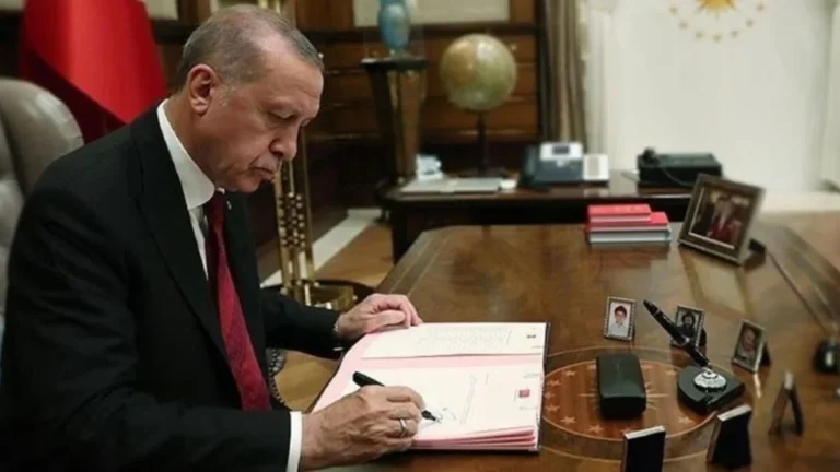 Van’da 7 ilçenin kaymakamı değişti