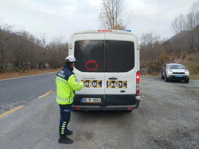 Artvin’de nisan ayında 130 okul ve çevresi denetlendi