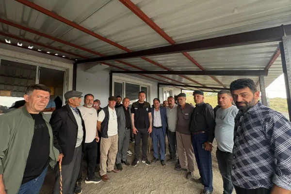 Kars Ziraat Odası Başkan Özcan Müçük, Köy Köy gezerek çiftçilerin sorunlarını dinliyor