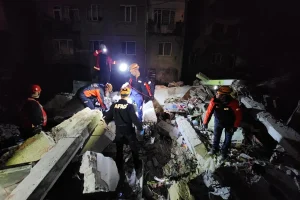 Zonguldak’ta bina çökmesi: Enkaz altındaki vatandaşın cansız bedenine ulaşıldı
