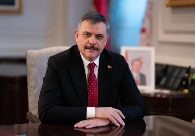 YKS’de kimlik engeline geçit verilmedi