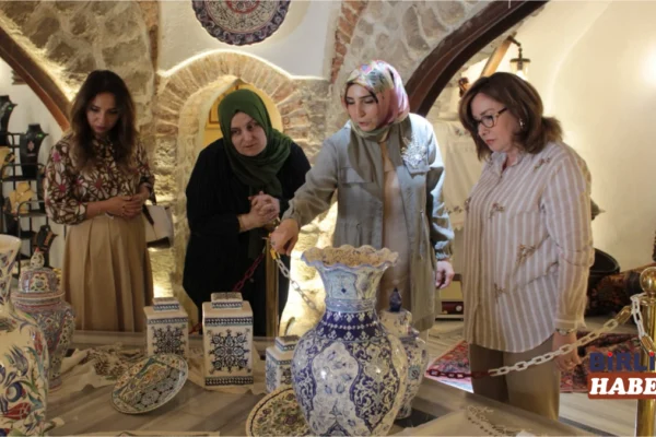 Aksaray’da “Anadolu Motifleri ile Türkiye Yüzyılı” sergisi ziyaret edildi