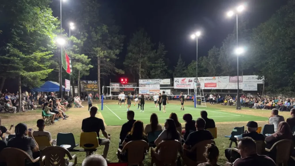 Bayramcı Köyü’nde 20. yıl heyecanı: Voleybol turnuvası başladı