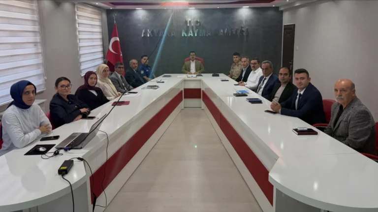 Akyaka’da kurum amirleri toplantısı gerçekleştirildi