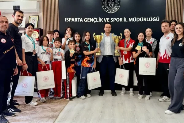 Ispartalı Kickboksçulardan Dünya Kupası’nda tarihi başarı