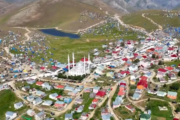 Kazıkbeli’nde Otçu Göçü coşkusu binleri buluşturdu