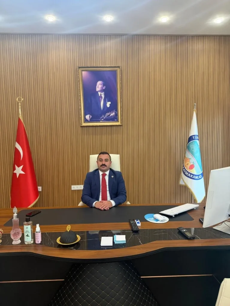 Kağızman Kaymakamı Semih CEMBEKLİ görevine başladı