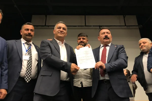 Kars ESOB seçiminde Murat Bakırhan yeniden başkan seçildi