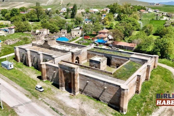 Ağzıkarahan, Dünyanın İlk Ticari Güvence Merkezlerinden