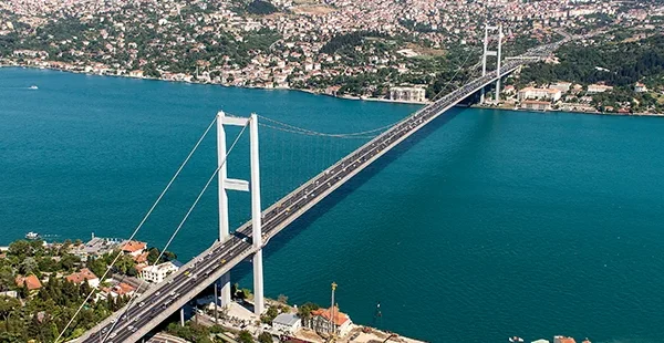 Otoyol ve köprü geçiş ücretlerine yeni zam