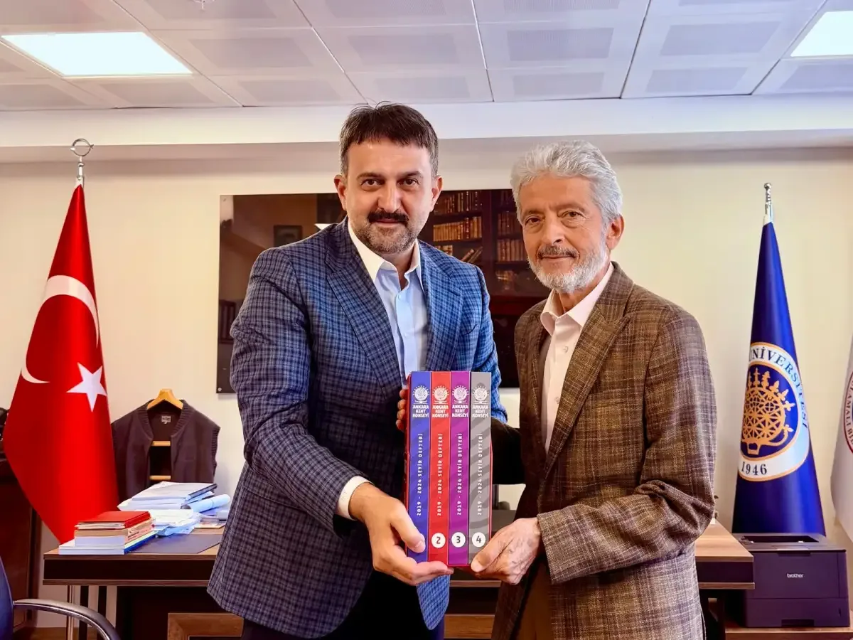 AKK Başkanı Halil İbrahim Yılmaz Prof. Dr. Mustafa Tuna’yı ziyaret etti