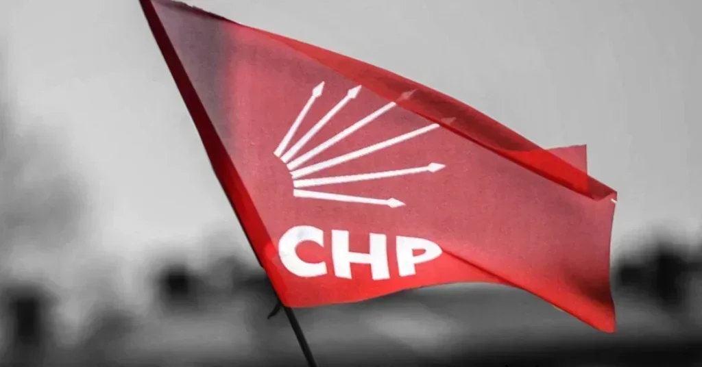 CHP teşkilatlarında değişim: 26 il başkanına görevden alma