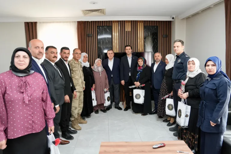 Şehit anneleri Anneler Günü’nde Midyat’ta buluştu