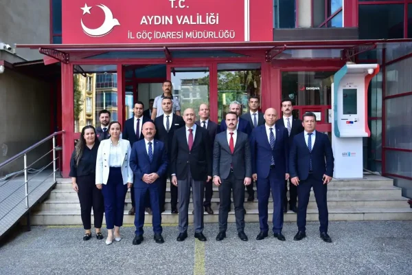 İçişleri Bakan Yardımcısı Cangir, Aydın’da Vali Varol ile görüştü
