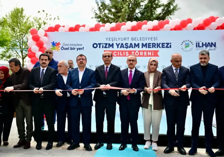 Yeşilyurt Otizm Yaşam ve Destek Merkezi hizmete açıldı