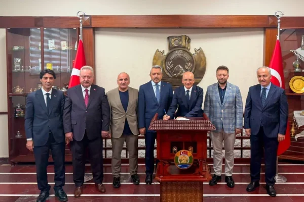 Bakan Şimşek Rize’de yatırım ve kalkınma projelerini masaya yatırdı