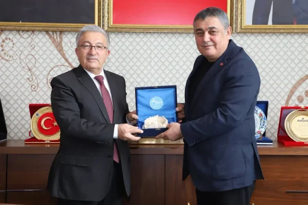 İki Aksu belediyesi güçlerini birleştirdi