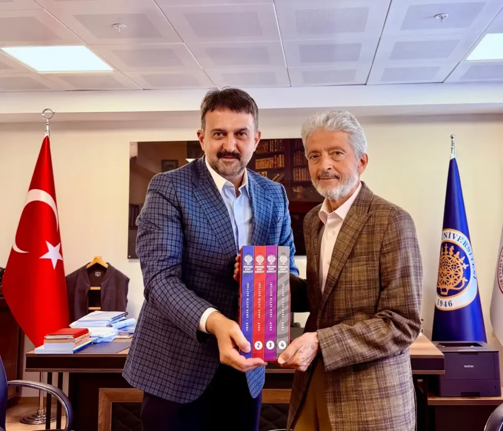 AKK Başkanı Halil İbrahim Yılmaz Prof. Dr. Mustafa Tuna’yı ziyaret etti
