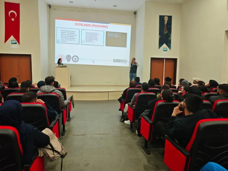 Kafkas Üniversitesinde Siber Güvenlik Bilgilendirme etkinliği gerçekleştirildi