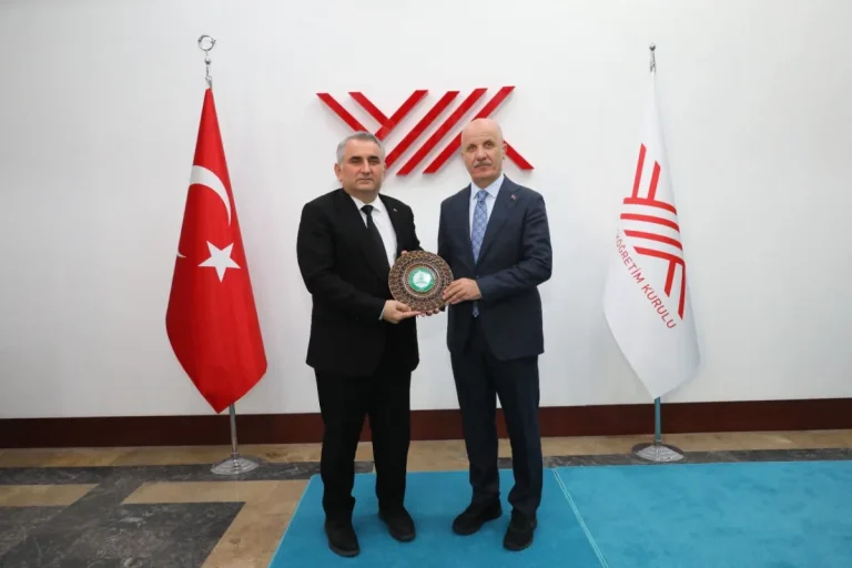 AÇÜ Rektörü Prof. Dr. İbrahim Aydın’dan YÖK Başkanı Prof. Dr. Erol Özvar’a ziyaret