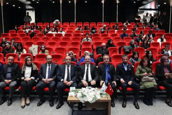 Gazetecilik atölyesinde kriz dönemi medyası masaya yatırıldı