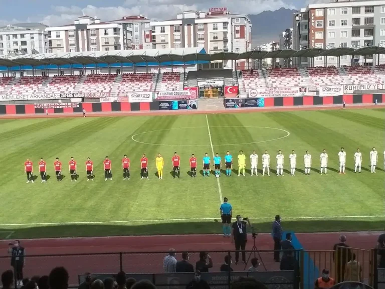 Atatürk Şehir Stadyumu tarihe karışıyor: Yeni stadyum için yıkım süreci başlıyor