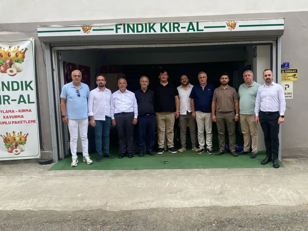 Artvin Ticaret Borsasından fındık üretim tesisine ziyaret
