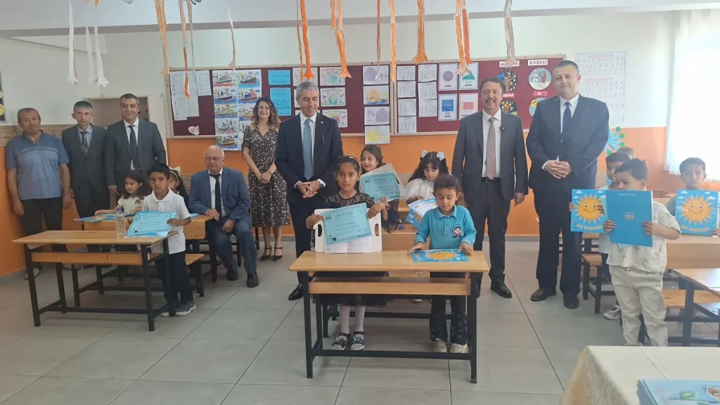Beypazarı’nda 10.250 öğrenci karnelerini aldı
