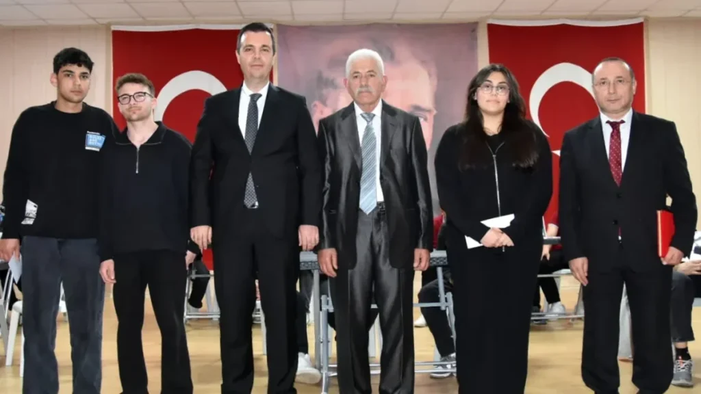 12.ci Trabzon’umuzu Tanıyalım Bilgi Yarışması Sonuçlandı