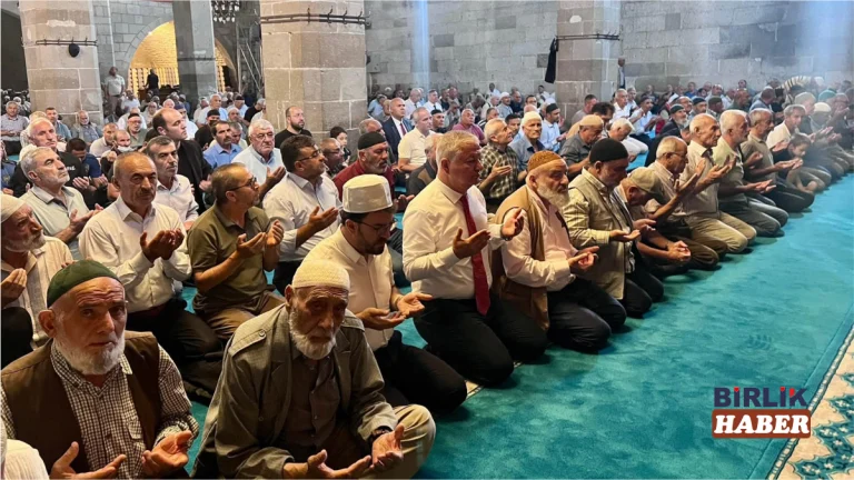 Aksaray’da 15 Temmuz İçin Mevlid Programı Düzenlendi