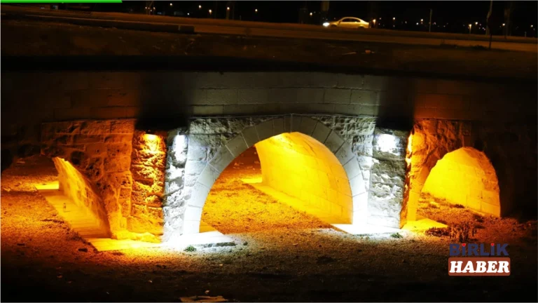 Aksaray’da 163 Yıllık Karasu Köprüsü Eski İhtişamına Kavuştu